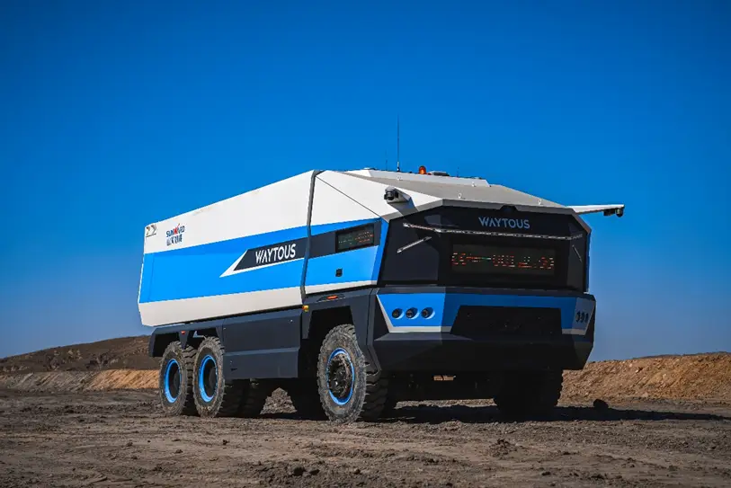 Intelligent delivery robot